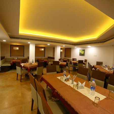 Hotel Captain Fisher Kochi Екстериор снимка